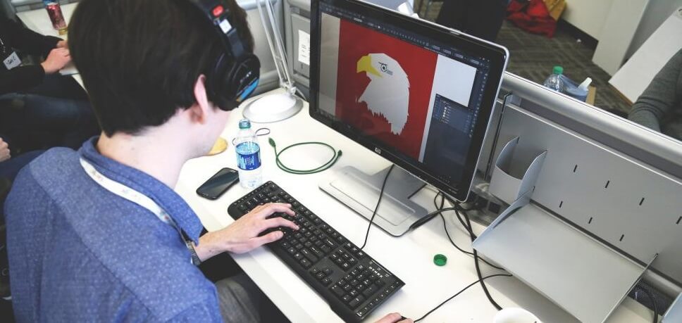 jak zarabiać z domu jako grafik